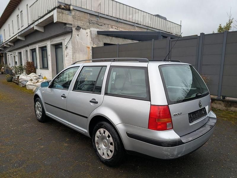 Gebraucht VW Golf IV Basis 105 PS (77 kW) 2002 Silber Kombi