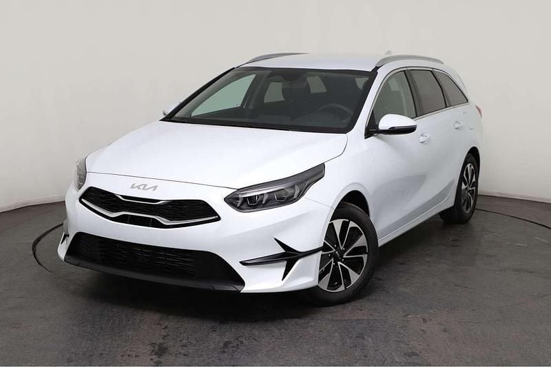 Weiß Neu 2025 Kia Ceed Sportswagon Kombi | 24.690 € (Guter Preis) - Bild 1/4