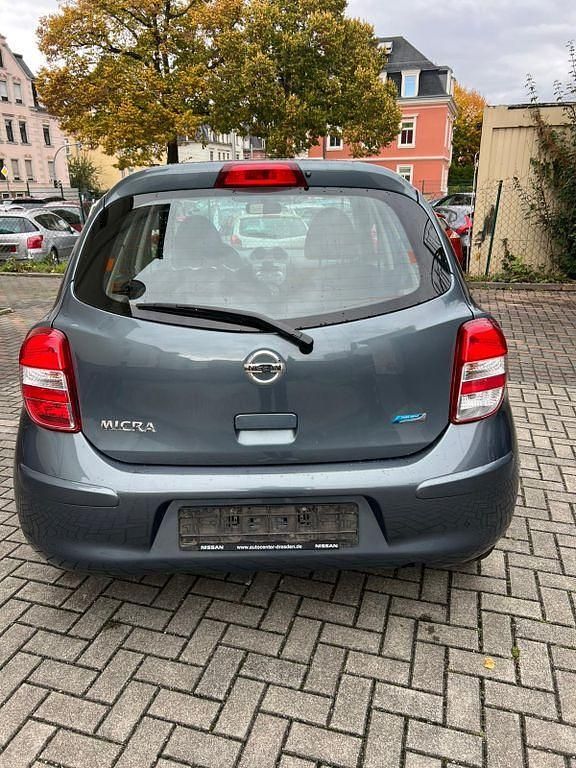 Gebraucht Nissan Micra Tekna 80 PS (58 kW) 2011 Grau Kleinwagen