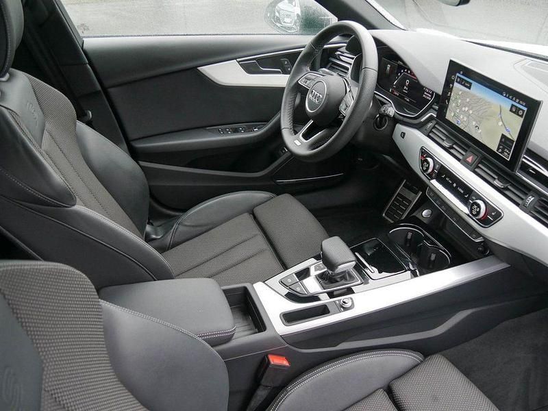 Gebraucht Audi A4 S-Line 204 PS (150 kW) 2023 Weiß Kombi