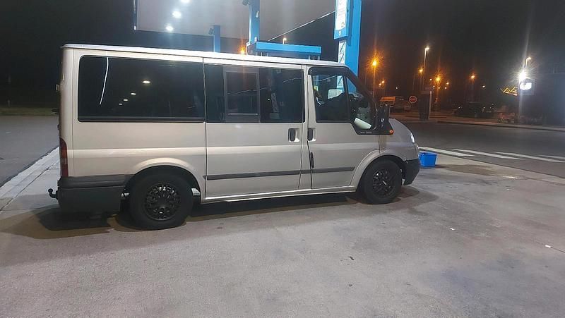 Silber Gebraucht 2004 Ford Transit Van / Kleinbus | 2.999 € (Guter Preis) - Bild 1/4
