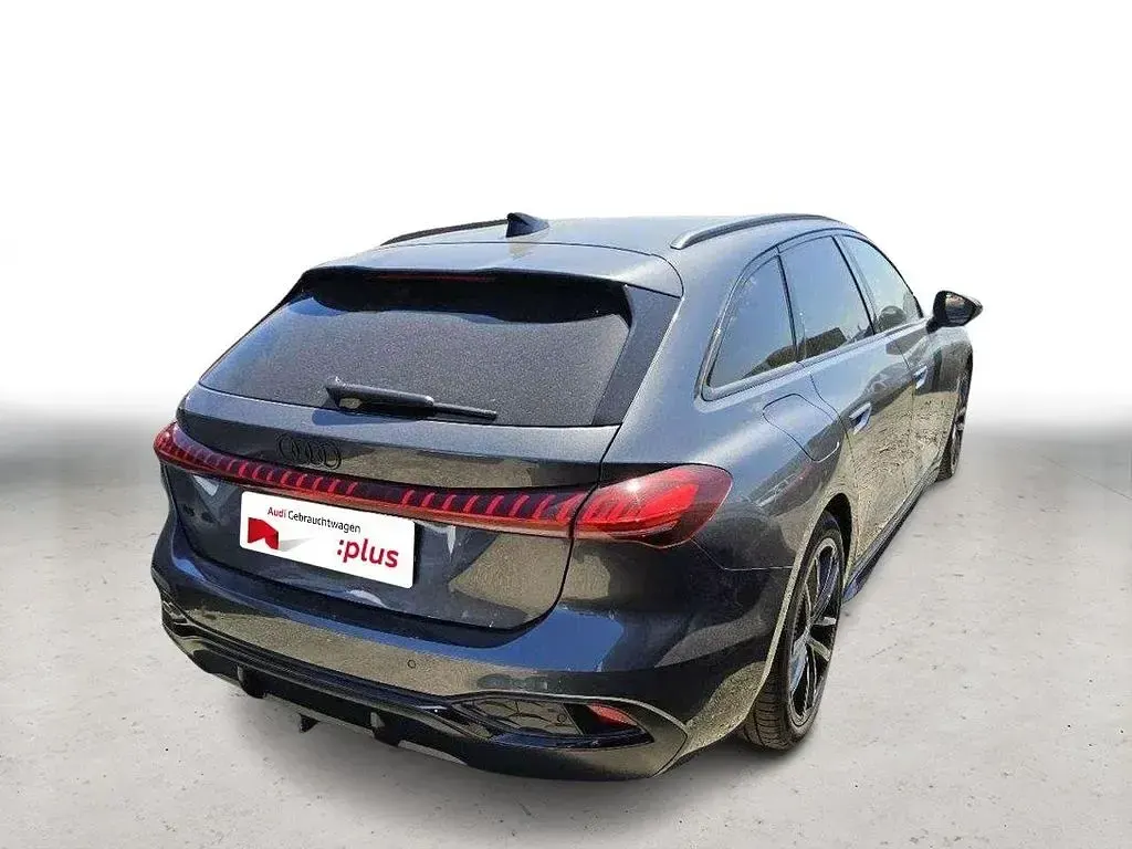 Gebraucht Audi A5 Ambiente 204 PS (150 kW) 2025 Grau Kombi