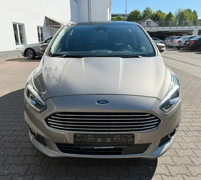 Gebraucht Ford Galaxy Titanium 241 PS (177 kW) 2015 Silber Van / Kleinbus