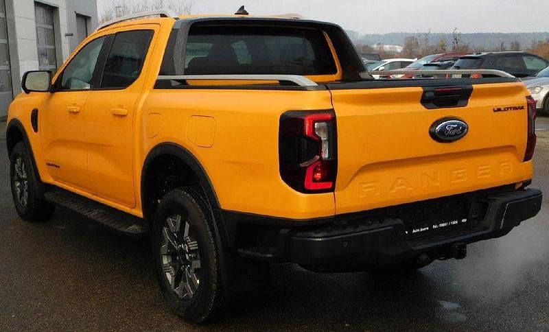 Neu Ford Ranger Wildtrack 184 PS (135 kW) 2026 Orange Pickup