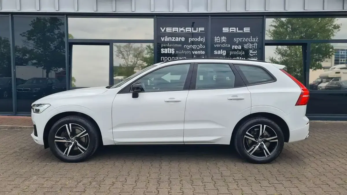 Gebraucht Volvo XC60 R-Design 197 PS (144 kW) 2020 Weiß SUV