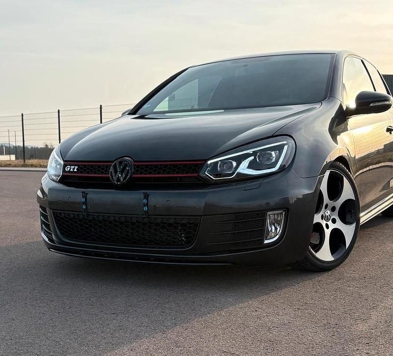 Gebraucht VW Golf VI GTI 210 PS (154 kW) 2012 Grau Kleinwagen