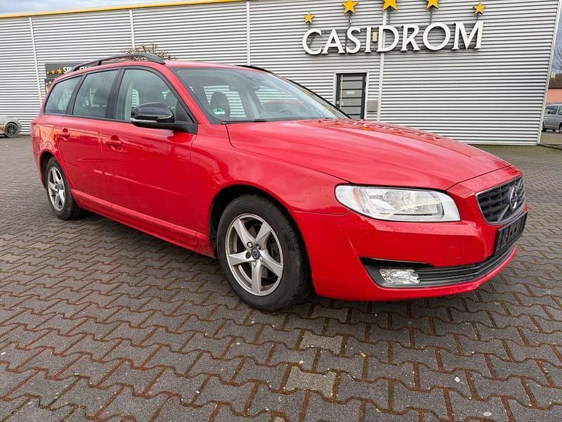 Gebraucht Volvo V70 Linje Svart 120 PS (88 kW) 2015 Rot Kombi
