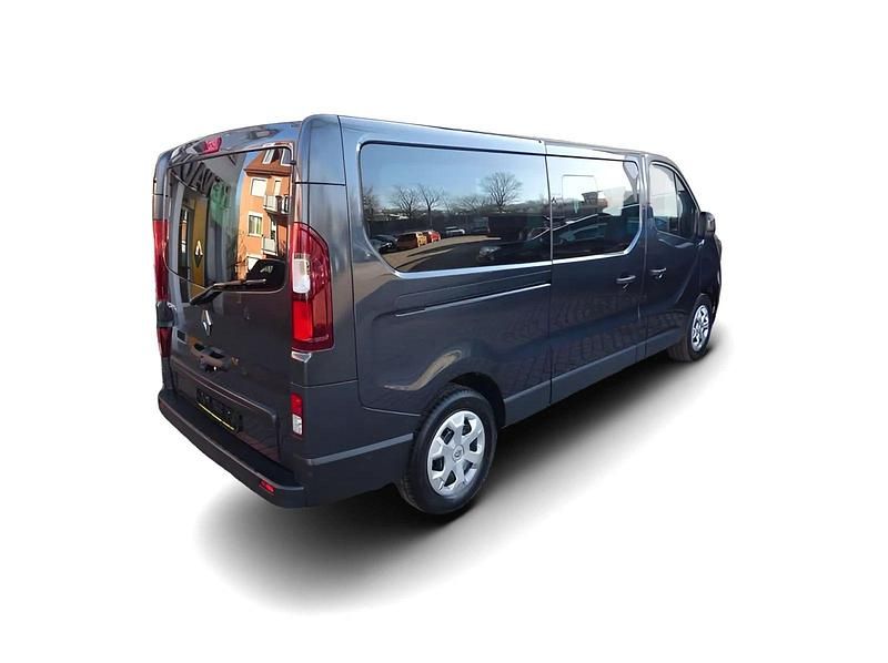 Gebraucht Renault Trafic Life 110 PS (80 kW) 2024 Grau Van / Kleinbus