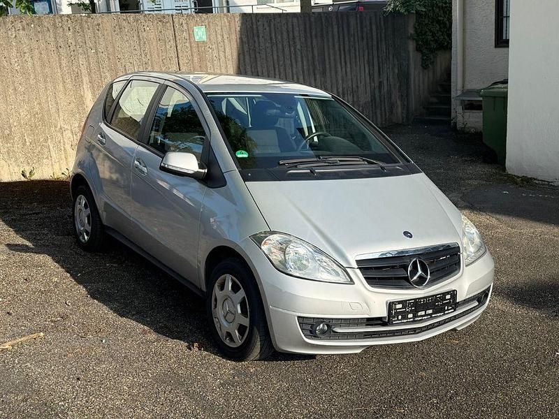 Gebraucht Mercedes A150 95 PS (69 kW) 2008 Silber Limousine