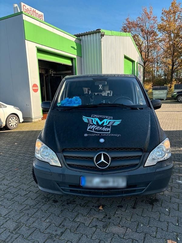 Schwarz Gebraucht 2010 Mercedes Vito Van / Kleinbus | 5.400 € - Bild 1/4