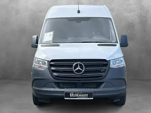 Gebraucht Mercedes Sprinter 150 PS (110 kW) 2023 Arktikweiß Van