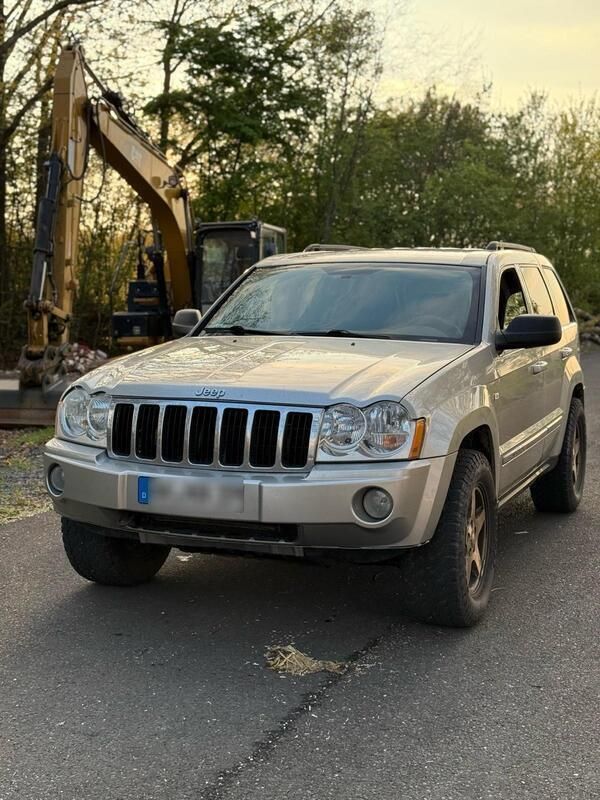 Silber Gebraucht 2005 Jeep Grand Cherokee SUV | 3.000 € (Fairer Preis) - Bild 1/4