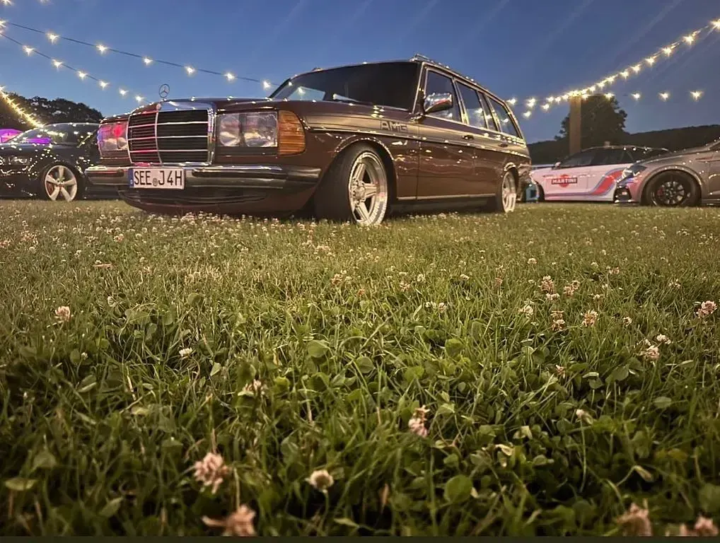 Gebraucht Mercedes 240 72 PS (52 kW) 1984 Braun Kombi