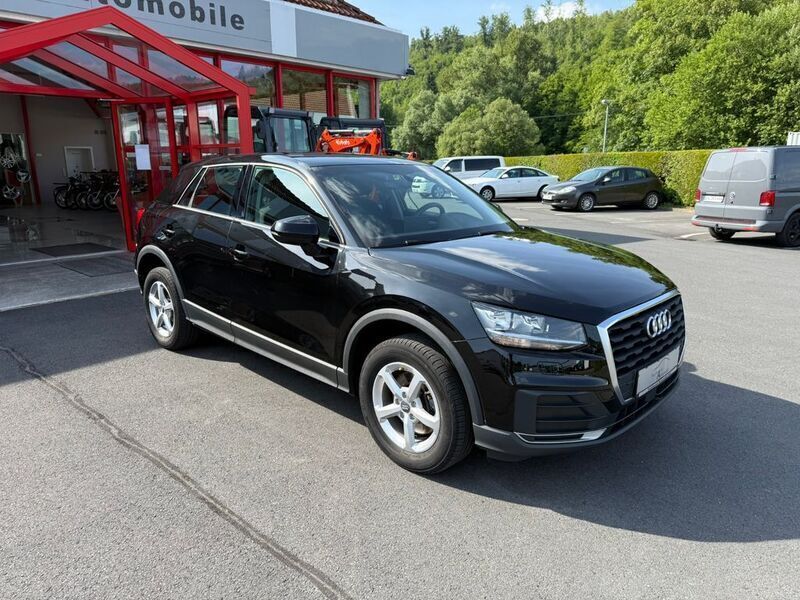 Używany Audi Q2 Basis 116 KM (85 kW) 2019 Czarny SUV