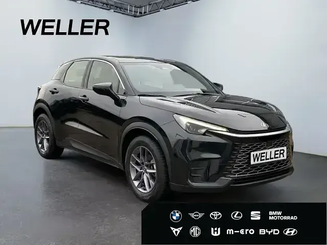 Neu Lexus LBX 136 PS (100 kW) 2026 Weiss SUV