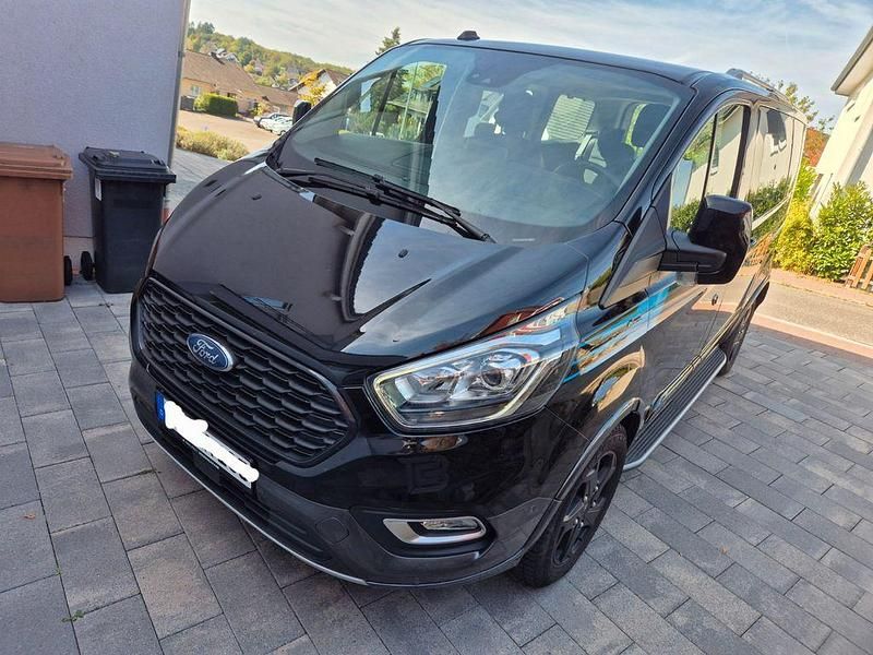 Schwarz Gebraucht 2022 Ford Transit Custom Active Van / Kleinbus | 37.800 € (Teuer) - Bild 1/4