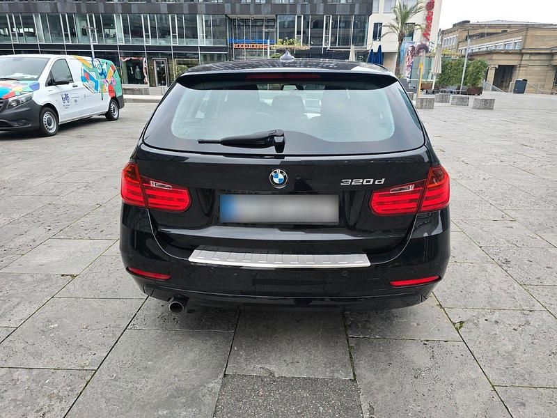Gebraucht BMW 320 Efficient Dynamics 163 PS (119 kW) 2015 Schwarz Kombi