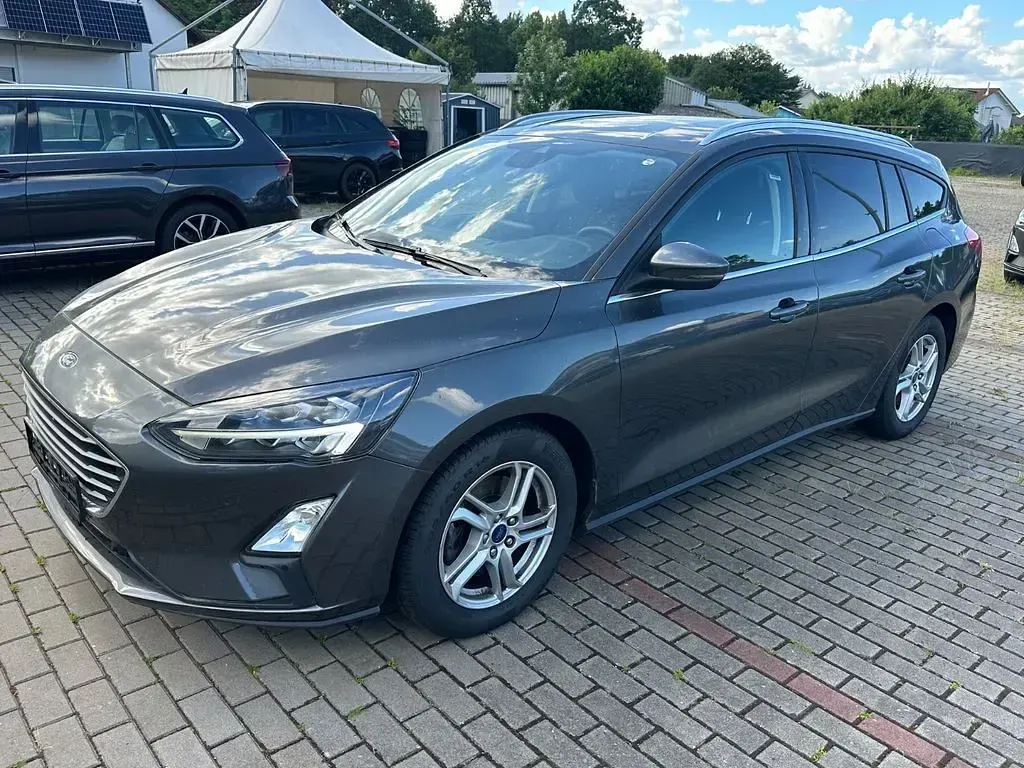 Gebraucht Ford Focus Sport 120 PS (88 kW) 2021 Grau Limousine