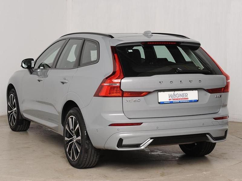Gebraucht Volvo XC60 Ultimate 250 PS (183 kW) 2023 Vapour grey SUV