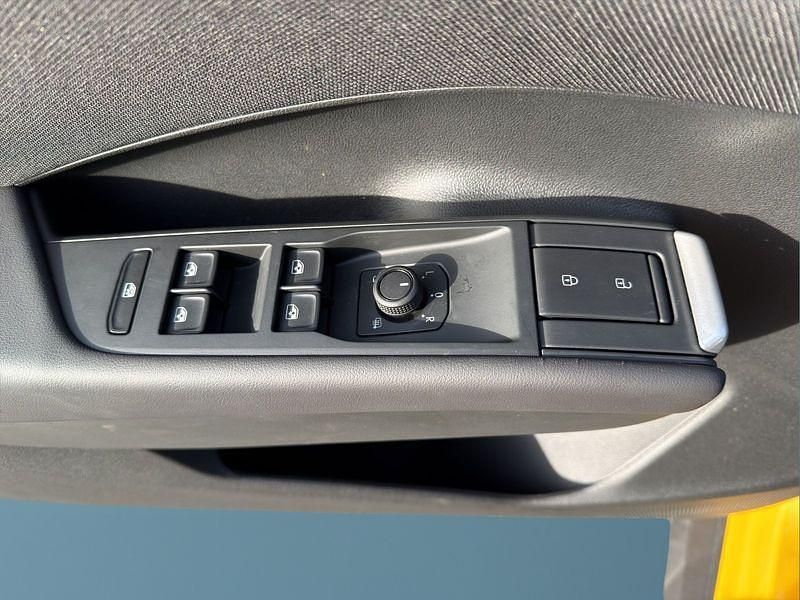 Neu VW T-Roc 150 PS (110 kW) 2026 Gelb SUV