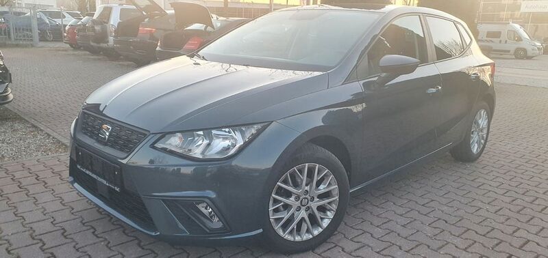 Grau Gebraucht 2021 Seat Ibiza Limousine | 13.990 € (Superpreis) - Bild 1/4