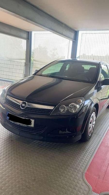 Schwarz Gebraucht 2009 Opel Astra Coupé | 750 € (Superpreis) - Bild 1/4