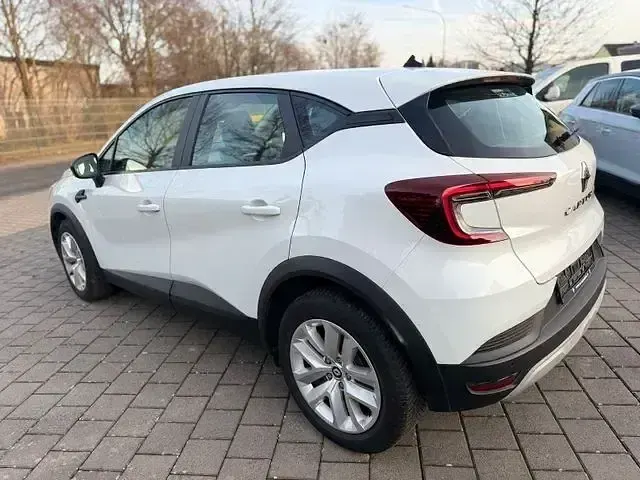 Gebraucht Renault Captur Business 91 PS (66 kW) 2022 Weiß SUV
