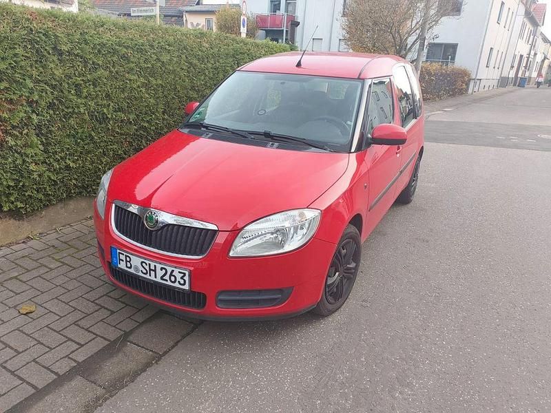 Gebraucht Skoda Roomster 69 PS (50 kW) 2008 Rot Van / Kleinbus