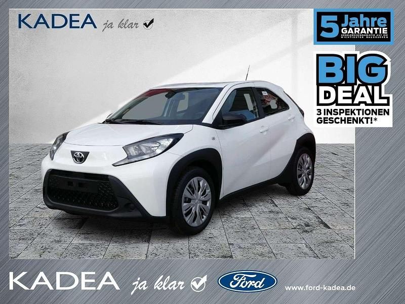 Neu Toyota Aygo Play 72 PS (52 kW) 2026 Weiss Kleinwagen