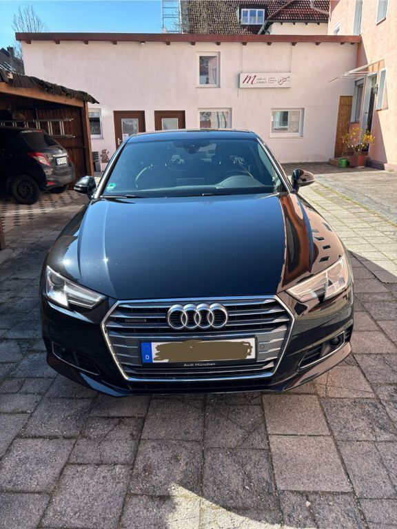 Schwarz Gebraucht 2017 Audi A4 Sport Limousine | 22.500 € (Etwas zu teuer) - Bild 1/4