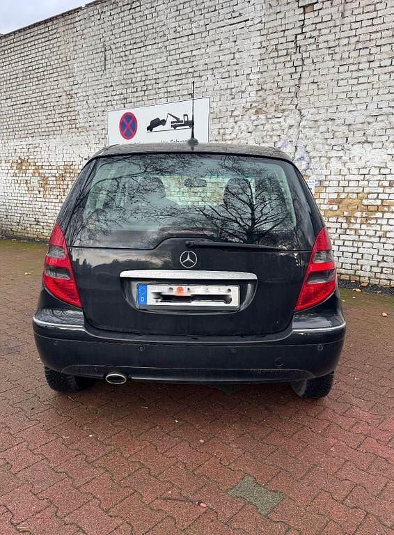 Gebraucht Mercedes A180 Avantgarde 109 PS (80 kW) 2008 Schwarz Van / Kleinbus