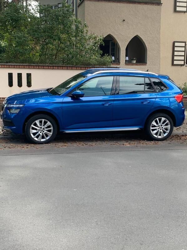 Blau Gebraucht 2021 Skoda Kamiq Style SUV | 19.300 € (Superpreis) - Bild 1/4
