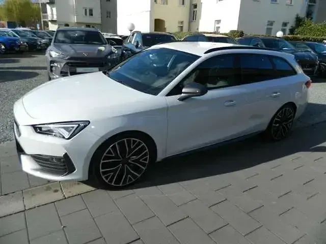 Gebraucht Cupra Leon VZ3 310 PS (228 kW) 2022 Weiss Limousine