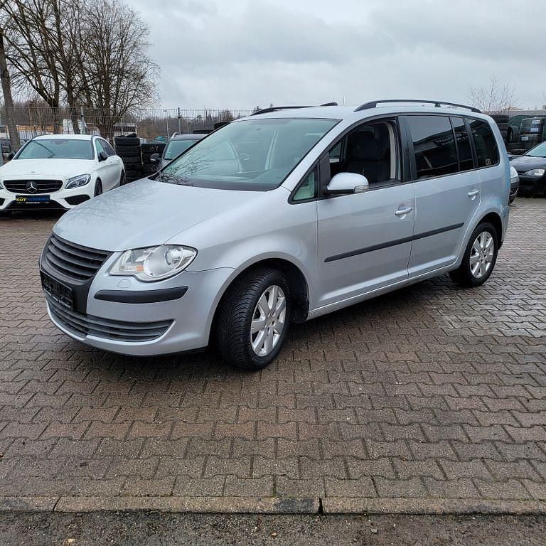 Gebraucht VW Touran Trendline 140 PS (102 kW) 2007 Silber Van / Kleinbus