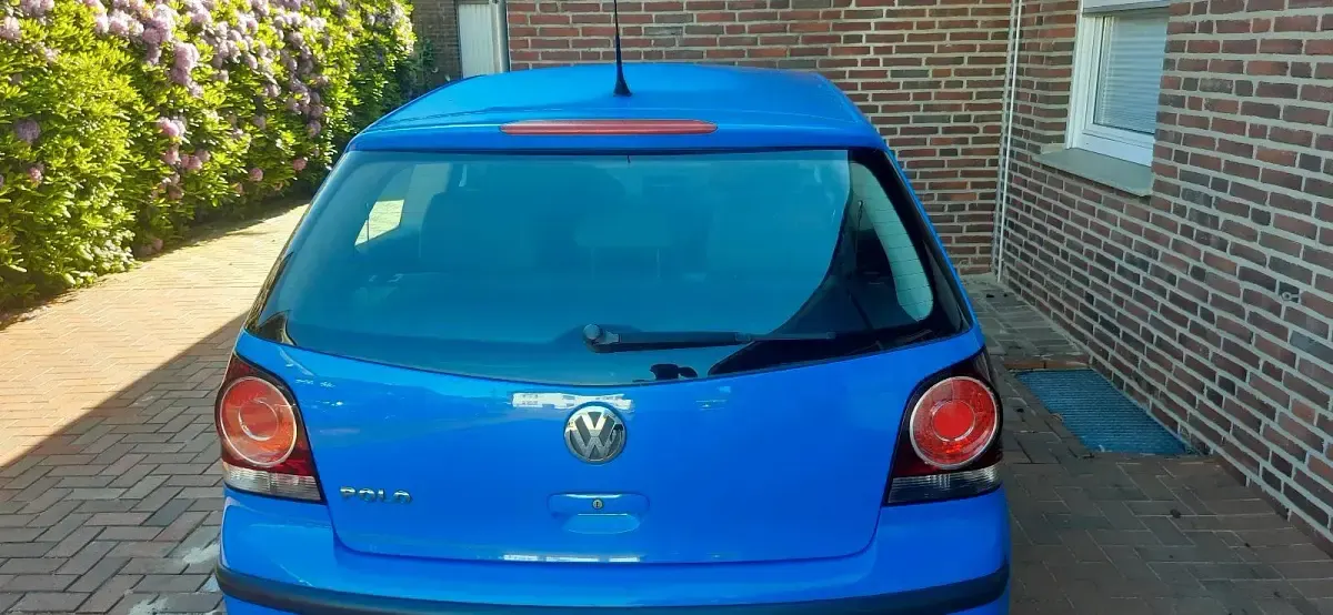 Gebraucht VW Polo 60 PS (44 kW) 2009 Blau Kleinwagen