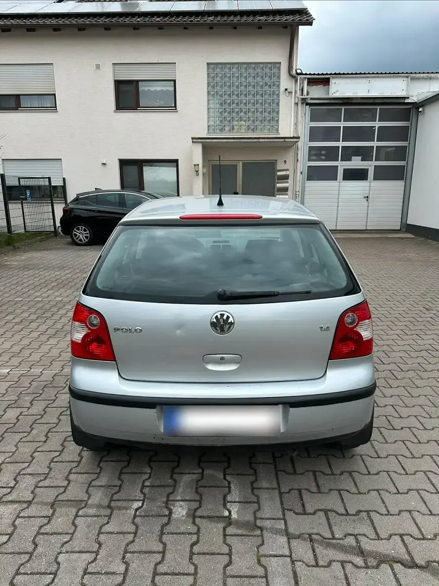 Brugt VW Polo 75 HK (55 kW) 2004 Sølv Hatchback