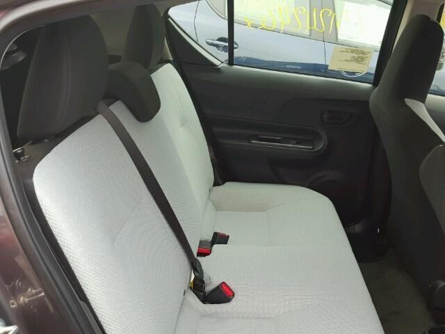 Gebraucht Toyota Prius 133 PS (97 kW) 2016 Grau Kleinwagen