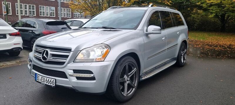 Silber Gebraucht 2012 Mercedes GL450 SUV | 13.900 € (Guter Preis) - Bild 1/4