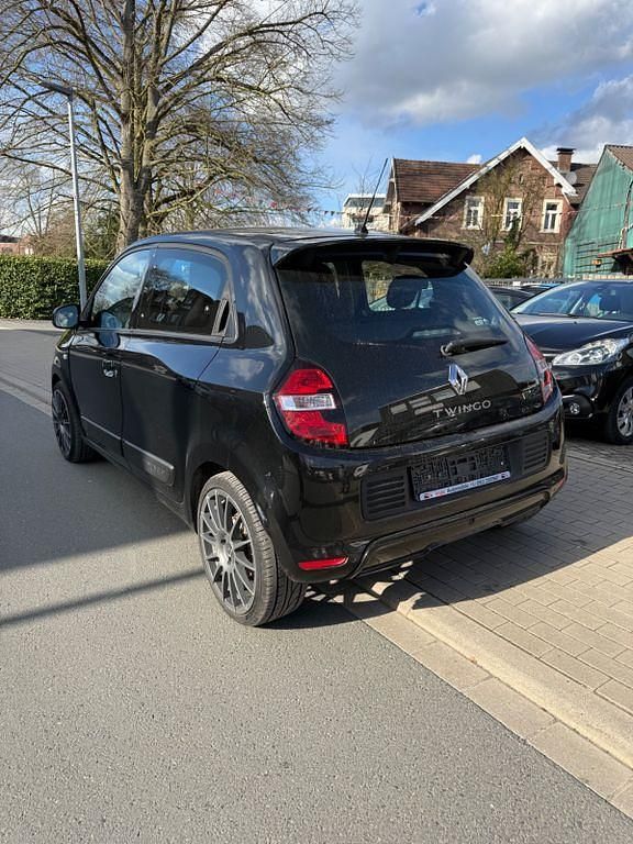 Gebraucht Renault Twingo Dynamique 71 PS (52 kW) 2015 Schwarz Kleinwagen