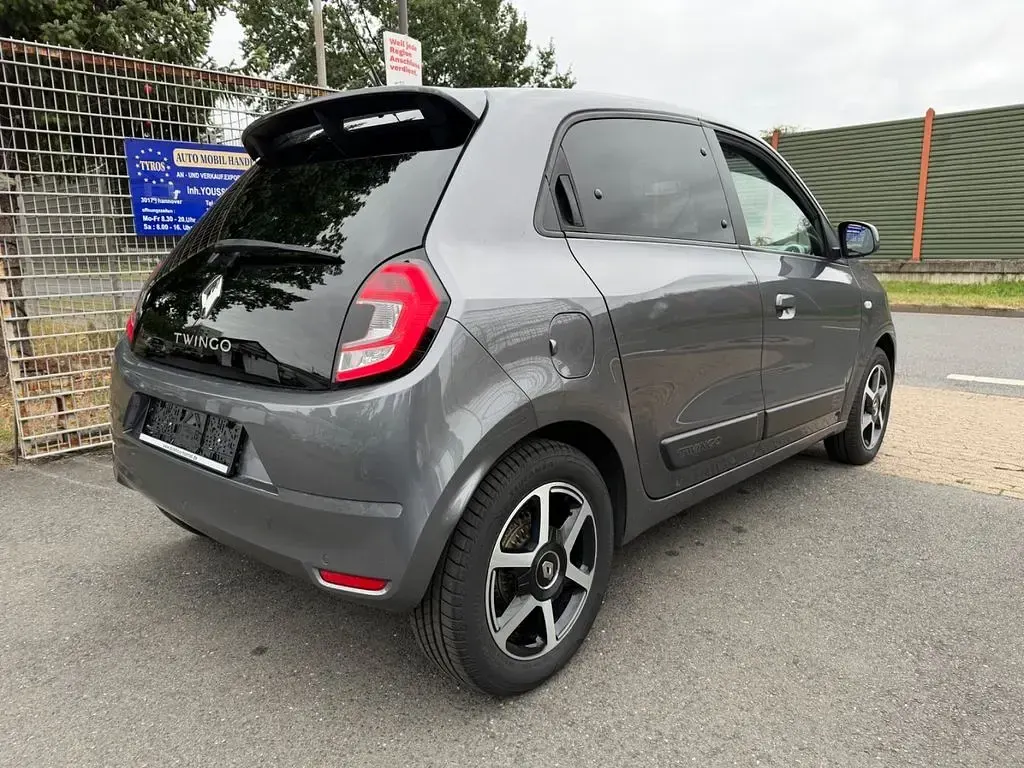 Gebraucht Renault Twingo LIMITED 73 PS (53 kW) 2021 Grau Kleinwagen