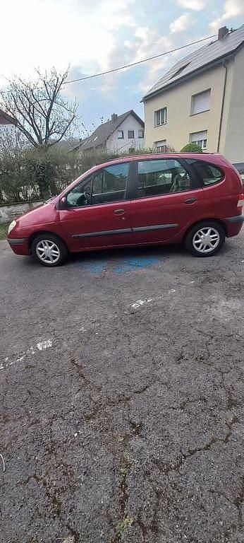 Gebraucht Renault Scénic 139 PS (102 kW) 2000 Rot Van / Kleinbus