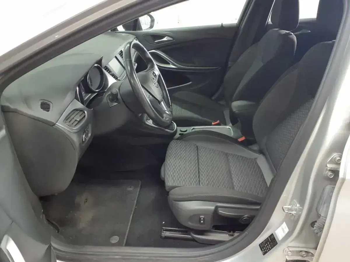Gebraucht Opel Astra Edition 110 PS (80 kW) 2022 Argonsilber metallic Kleinwagen