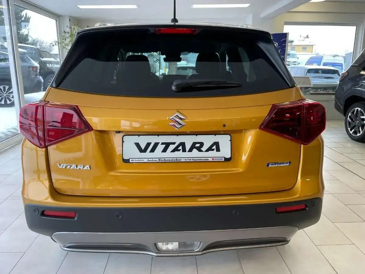 Gebraucht Suzuki Vitara 129 PS (94 kW) 2026 Gelb SUV