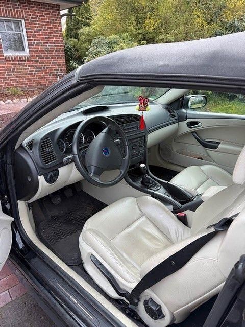 Occasion Saab 9-3 Cabriolet 175 ch (128 kW) 2006 Noir Cabriolet