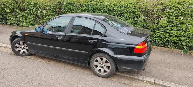Gebraucht BMW 316 116 PS (85 kW) 2002 Schwarz Limousine