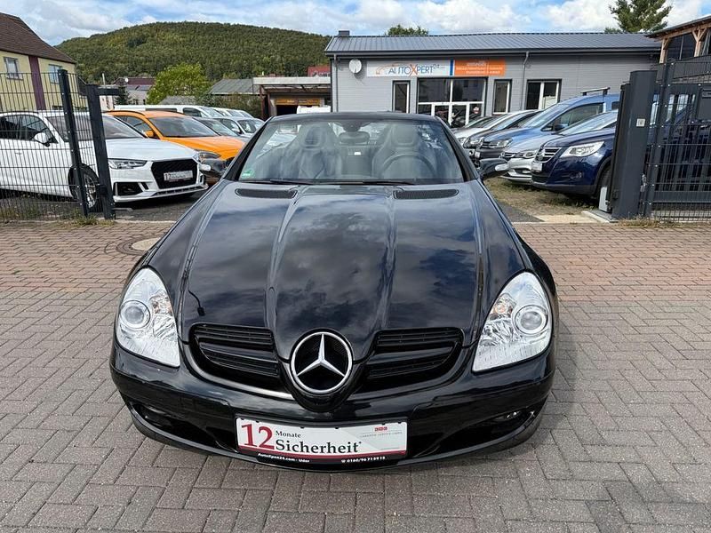 Gebraucht Mercedes SLK200 163 PS (119 kW) 2006 Schwarz Cabrio