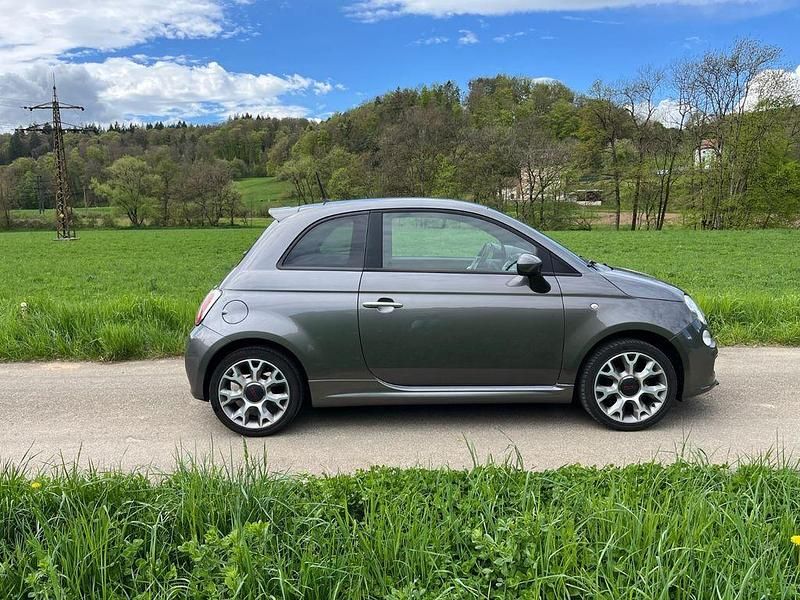 Grau Gebraucht 2013 Fiat 500 S Kleinwagen | 6.199 € (Guter Preis) - Bild 1/4