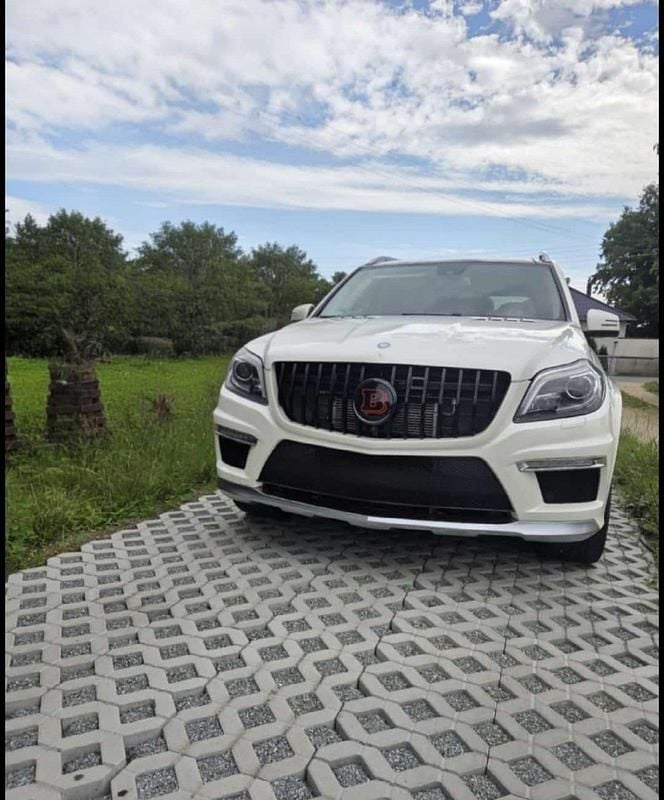 Weiß Gebraucht 2013 Mercedes GL63 AMG SUV | 37.000 € (Etwas zu teuer) - Bild 1/4
