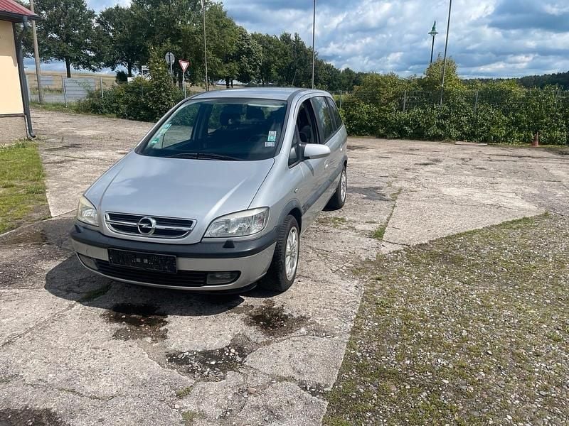 Silber Gebraucht 2004 Opel Zafira Van / Kleinbus | 900 € (Guter Preis) - Bild 1/4