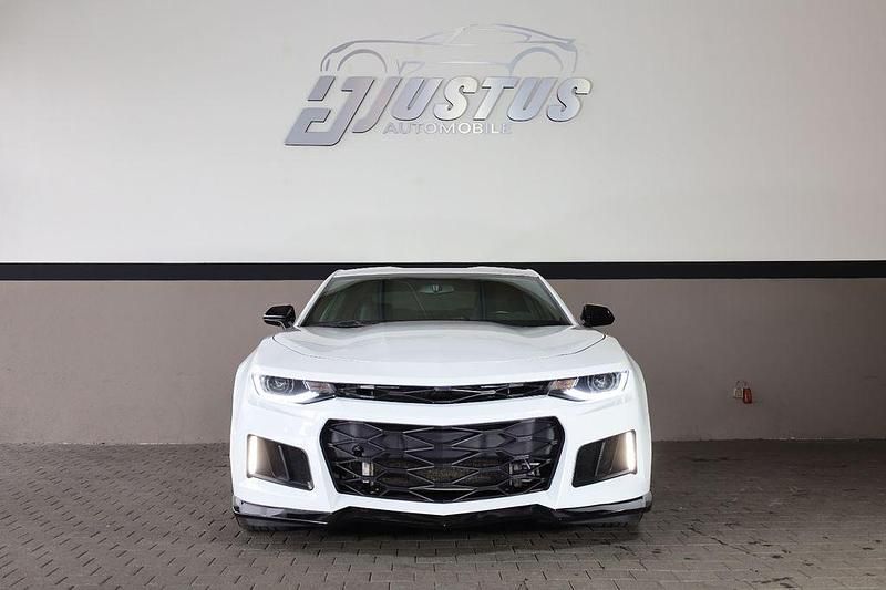 Gebraucht Chevrolet Camaro 275 PS (202 kW) 2018 Weiß Coupé